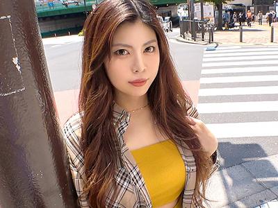 【素人ナンパ】二日酔い気味のアパレル店員さん22才をナンパでゲットしてそのままHな話題に触れていきAV撮影交渉ｗｗｗ