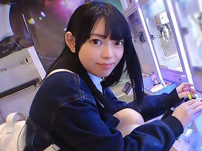 【素人ナンパ】22才の小柄で貧乳のフリーター娘を夜の池袋でナンパしてそのままHな展開でホテルでバッコバコｗｗｗ