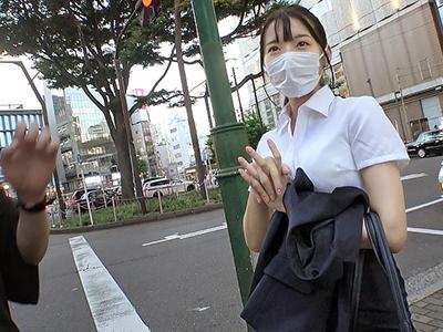 【美尻】飲み会帰りだと言うほろ酔いのお姉さんを連れ込み！ふしだらに乱れる新入社員は細身でプリケツEカップ乳！www