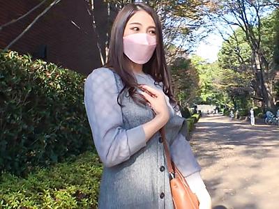 【素人ナンパ】インテリア関係の仕事をする素人の24才お姉さん上野公園近くでナンパされホテルに連れ込んで激ピストンでパコｗｗｗ
