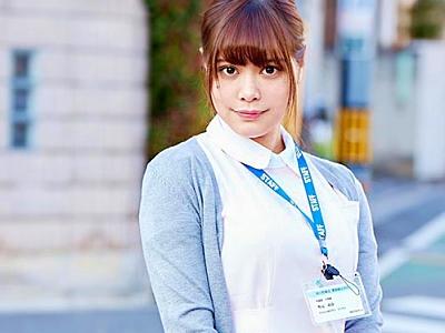 【マジックミラー号】イケてるナースを昼休みにナンパしてMM号に招き入れて童貞男相手にパイズリからの筆おろししてもらいましたｗ