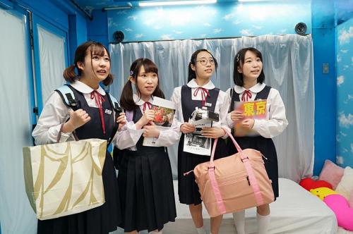 【マジックミラー号】田舎からやってきた修学旅行生JKの汚れのない貧乳ロリまんこ！