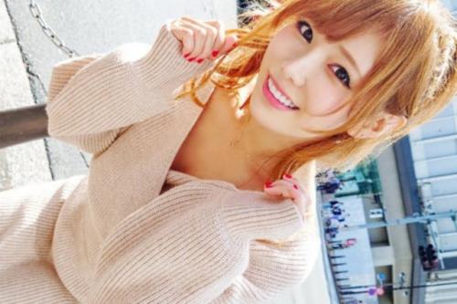 【素人ナンパ】潮吹きまくる淫乱ビッチなパイパンギャルと3Pセックス！