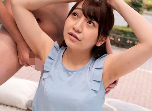 【MM号】ノースリーブ女子に声掛けして人生初の脇コキを体験してもらう！