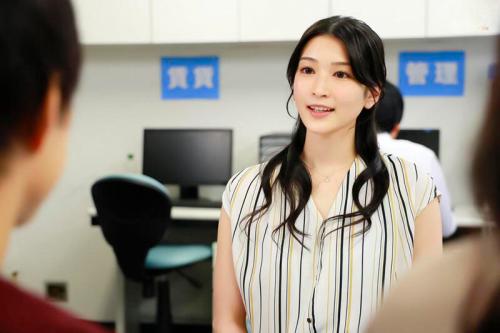 【NTR】同棲するため物件を内見にきたカップルを狙うエロい不動産屋のお姉さん！