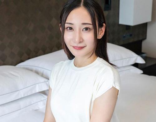 【本物人妻】長崎生まれの清楚な32歳の美人奥さんのスレンダーな軟体エロBODY！！