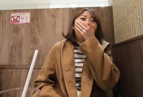 【本物人妻】旦那以外のチンポにの刺激が忘れられない35歳の熟女妻！