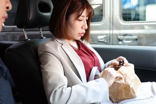 【NTR】寝取られ趣味の夫から上司を誘惑するように言われた人妻！