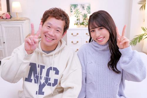【素人ナンパ】「男友達を射精させたら100万円！」紙ブラと紙パンツに着替えてっマッサージしていたらしたくなっちゃった女の子！