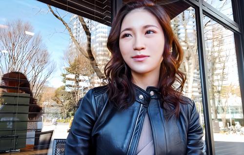 【本物人妻】「心は満たされないんです…」門限までに旦那以外のチンポを欲しがる34歳のセレブ妻！