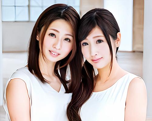 【本物人妻】スケベで美しい人妻2人が初めての大乱交！