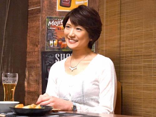 【人妻ナンパ】エロい話をしていたら濡れてしまったエロい41歳の専業主婦！