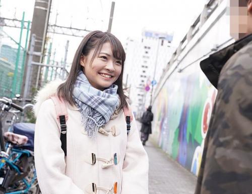 【素人ナンパ企画】「えっ？どこに何を！？」1cm深く入れるごとに1万円の賞金目指してギリギリディルドゲーム！