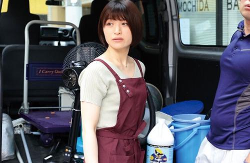 【人妻NTR】住み込みで働く事になった昔働いていた会社の先輩犯された男にハマってしまった人妻な淫乱なおまんこ！
