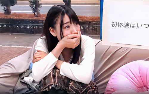 【マジックミラー号】「初体験はいつですか？」ナンパした清楚系の素人JDは清楚な見た目で強引なエロに興奮するドMな変態だった！