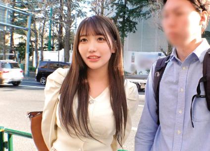 【素人ナンパ企画】「男女の友情、成立する？しない？」友人の愛撫でロリ童顔美少女の綺麗な乳首はピンと勃ち！