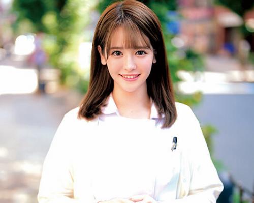 【素人ナンパ企画】美容皮膚科勤務のキレカワでハーフ顔な看護師さん！