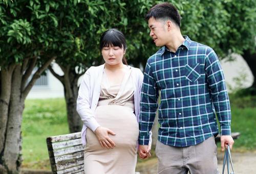 【ながえスタイル】好意を抱いていた息子にハマってしまう再婚した熟女義母！