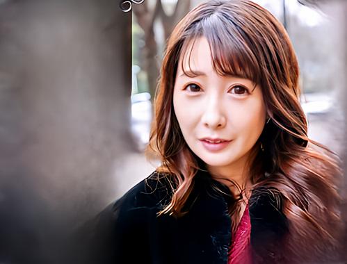 【人妻ナンパ】「旦那以外のチンポで逝かされちゃう…♡」夫は公務員で不倫相手と遊んでるGカップでエロいGカップ人妻美熟女！