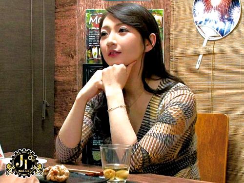 【人妻ナンパ】「強引にされるのが好きなの…」隠れMなエロい爆乳なOL人妻は32歳のヤリ盛り！