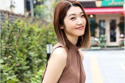 【素人】スタイル抜群なスレンダーbody！素晴らしエロスな雑誌モデルをしている26歳のセレブ妻の浮気エッチ！
