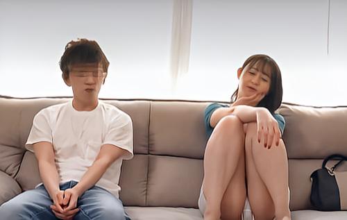 【義姉】親が勝手に再婚してできた巨乳の義姉に発情したオレ！