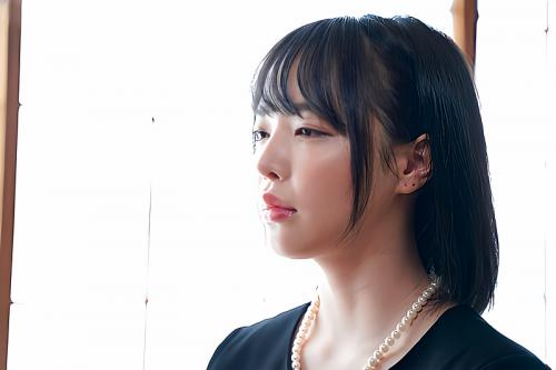 【未亡人NTR】「兄貴が一番許せない事をしてやろう。」遺影の前で兄嫁を強姦レイプする弟！