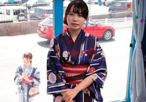 【マジックミラー号】お祭りに向かう美少女に声をかけて賞金をかけて羞恥野球拳！