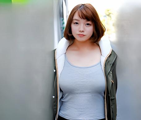 【素人】エステティシャンのおねえさんとデカチン男優にレズテクと巨根でメロメロにされたオタク女子！