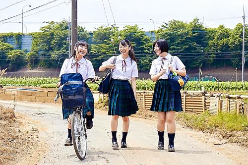 【MM号】田舎で育ったエッチなことに興味がある夏服女子におもちゃ責めして開発する！