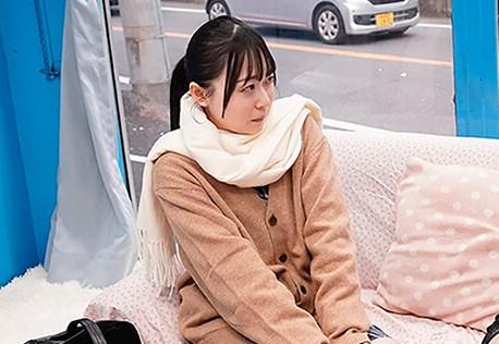【MM号】ウブだけど性に興味津々なロリJKの目の前でオトナの濃厚エッチを見せつける！