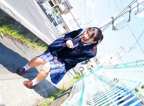 【痴漢】満員電車で！ バイト先で！貧乳ロリなJKをリモバイで野外とびっこ調教！