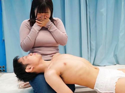マザコン男子の授乳フェラ手コキエロプレイに発情！子供と遊ぶのが大好きな保母さんマジックミラー号乗車！