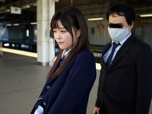 無防備なフリして乗車しワザと痴漢させて痴女る淫欲のエロ制服美少女JK！ザーメン精子搾り取る圧倒的支配者女子校生！