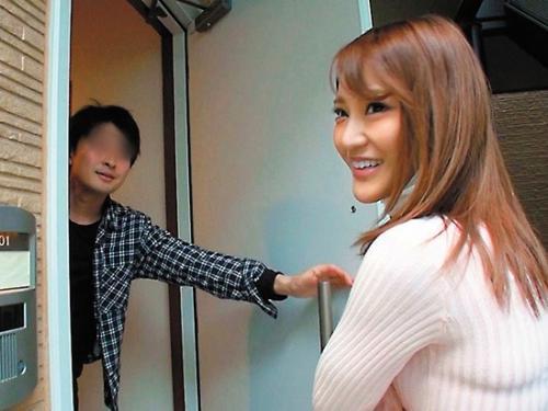 伝説の300人超えみんな穴兄妹ド変態淫乱ビッチのガチSEX！自分が気持ち良くなる為に何でもヤリタイ放題S級ヤリマン素人！