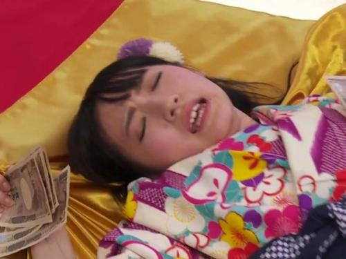 覚えたてのセックスやりたい盛りのエロ美少女が巨乳おっぱい揉みしだかれ激突き騎乗位セックスで連続絶頂アクメ！
