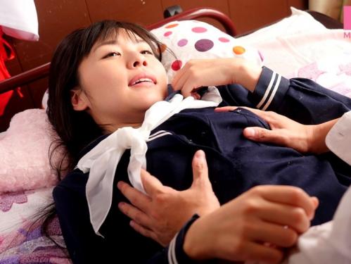 強姦レイプ凌辱セックス中でも笑顔で受け入れ一生懸命笑おうとする健気過ぎる制服美少女JK！