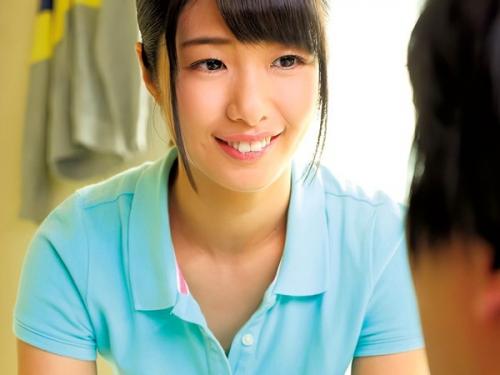両腕をケタして寝たきりの男をかいがいしく面倒みてくれ更に激突きピストン騎乗エロセックスちまくる痴女ホームヘルパー！