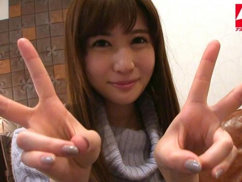 天性のチンポさばきでヌイたザーメン一千発フェラ手コキの天性！神の手を持つ若きセラピスト手コキの天才美少女AVデビュー！