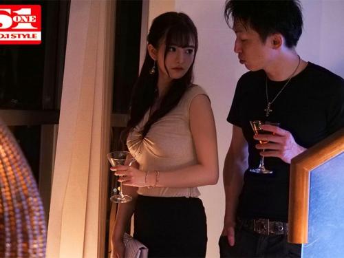 絶倫チンポで犯され凌辱され快感を思い出した全身痙攣ビクビク絶頂する淫乱人妻！媚薬漬けにされ元カレに寝取られる！
