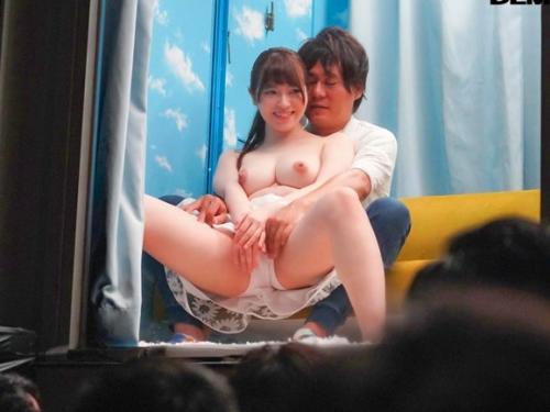 下品にイキ狂い絶頂エロアクメするドスケベ淫乱エロお嬢様ガン突きセックス！見られているとはつゆ知らずおまんこおっぴろげる！