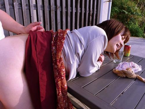 淫欲のエロ人妻と1泊2日不倫温泉旅行！優しい夫との結婚生活に不満はないけど四十路美熟女の欲求不満が爆発！