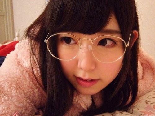 ずっと思い描いていた妄想ドエロ淫乱娘の本性を晒してイキ狂う！新潟の雪が嫉妬するほどの純白美肌美少女女子大生AVデビュー！