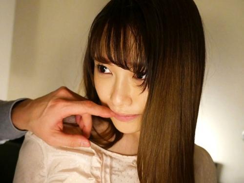 激しくアプローチする髪降臨！ダメ元で頼みまくってフェラ手コキからの強引にエロセックスに持ち込み！