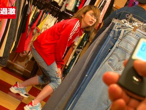 強がって抵抗しても所詮は女！痴漢師の凄テクエロ愛撫で可愛い喘ぎ声を漏らしながら何度も絶頂エロアクメする淫乱娘！