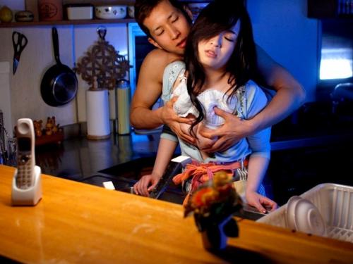 背徳の若義母と近親相姦セックスで喘ぎ悶え乱れまくる巨乳美熟女人妻！義母さんのマンコ思いっきりかき回してあげる！