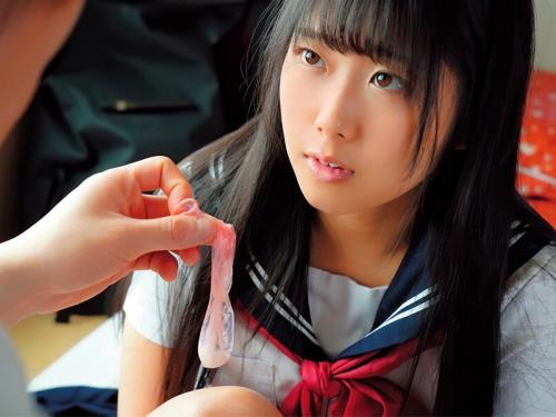 ゴムも捨て去ってただひたすら生チンポの快感に酔いしれるエロ娘！初めての彼女と朝から晩までサルのようにやりまくる！