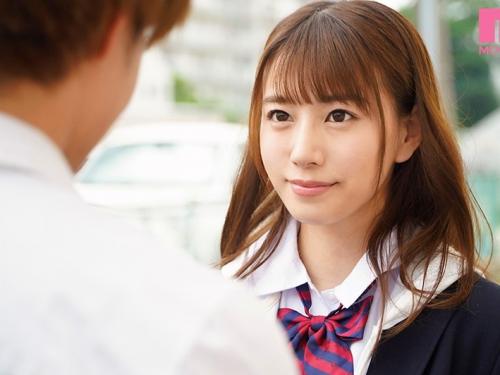 彼女より先に童貞がお姉ちゃんに奪われる！幼馴染みのお姉さんは僕に彼女が出来ると大胆に豹変し痴女化逆NTRエロセックス！