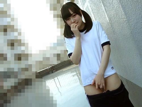 処女喪失はHB鉛筆の妄想オナニー中毒のドスケベ淫乱美少女が中年おじさんたちに犯されガチ泣き凌辱乱交セックス！