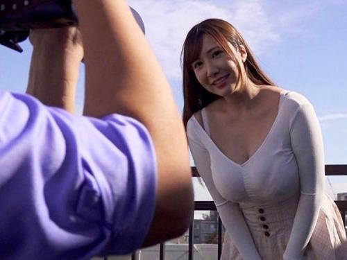 デカすぎる爆乳おっぱい神乳エロボディモデルさん降臨！ボインに目が無いしょう太くんが濃厚セックス三昧！